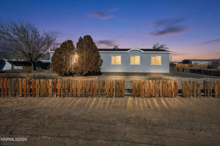 1495 Lake, Silver Springs, Nevada 89429, 3 Bedrooms Bedrooms, ,2 BathroomsBathrooms,Residential,Residential,Lake,260000878