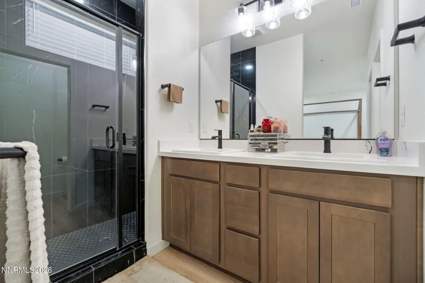 176 Rissone, Reno, Nevada 89503, 4 Bedrooms Bedrooms, ,4 BathroomsBathrooms,Residential,Residential,Rissone,260000880