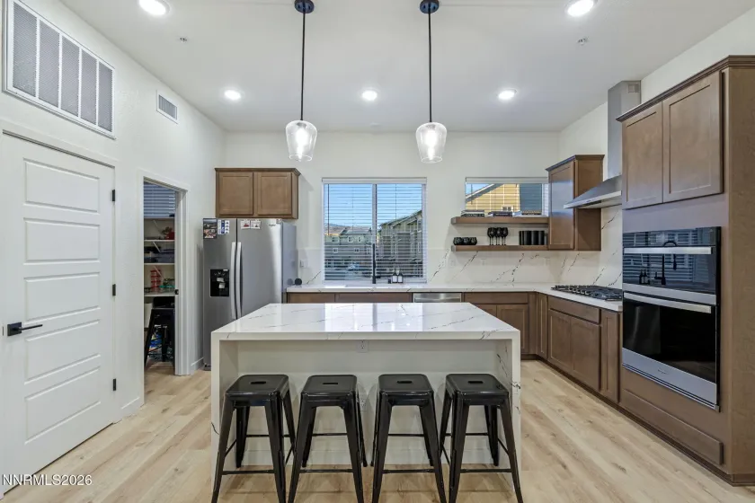 176 Rissone, Reno, Nevada 89503, 4 Bedrooms Bedrooms, ,4 BathroomsBathrooms,Residential,Residential,Rissone,260000880