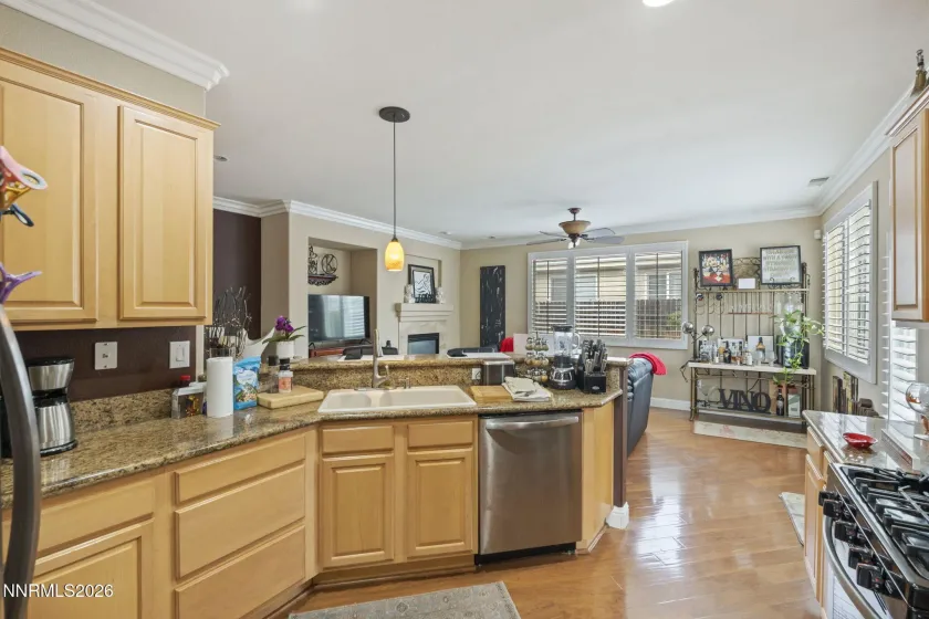 1600 Mountain, Reno, Nevada 89521, 3 Bedrooms Bedrooms, ,2 BathroomsBathrooms,Residential,Residential,Mountain,260000881