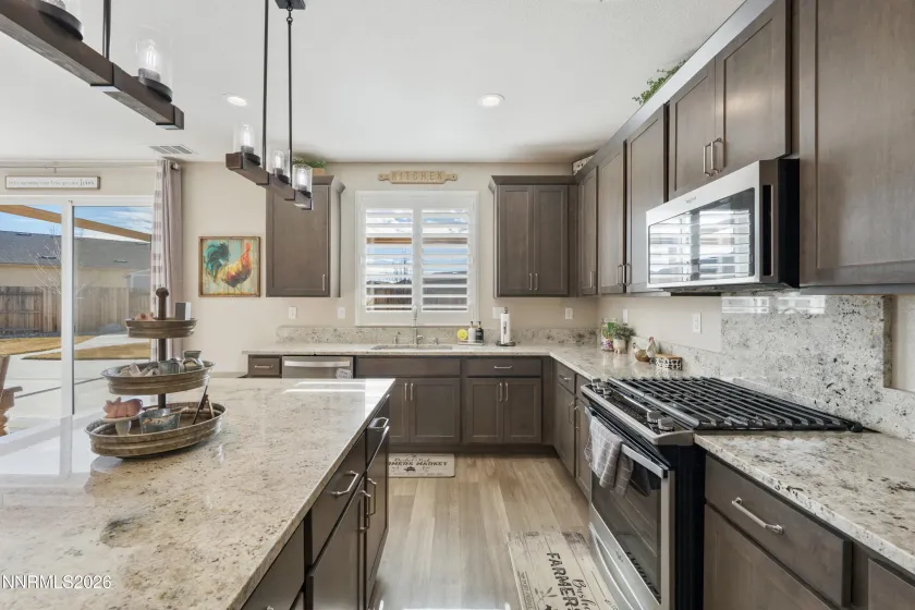 2131 Musselshell, Sparks, Nevada 89436, 4 Bedrooms Bedrooms, ,3 BathroomsBathrooms,Residential,Residential,Musselshell,260000882