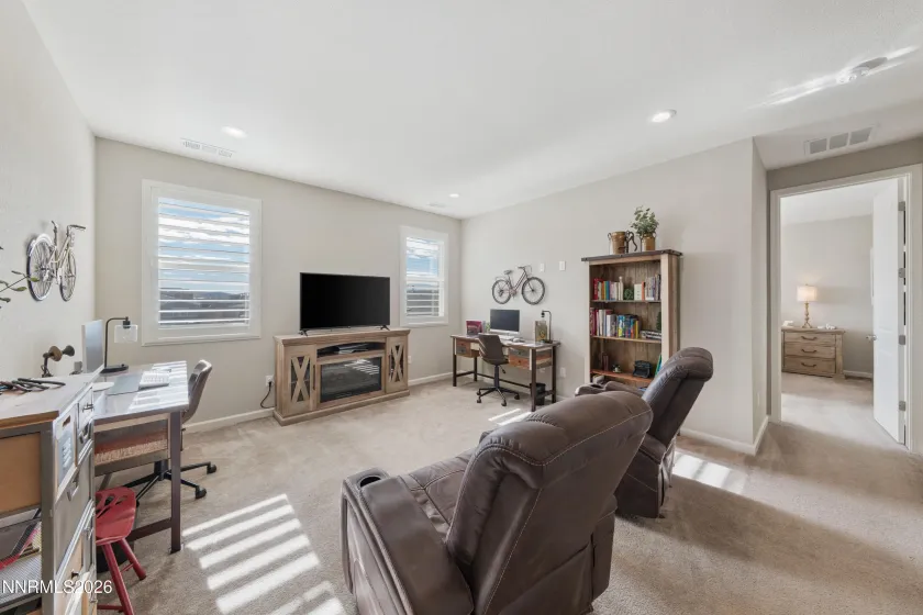 2131 Musselshell, Sparks, Nevada 89436, 4 Bedrooms Bedrooms, ,3 BathroomsBathrooms,Residential,Residential,Musselshell,260000882