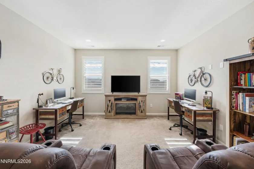 2131 Musselshell, Sparks, Nevada 89436, 4 Bedrooms Bedrooms, ,3 BathroomsBathrooms,Residential,Residential,Musselshell,260000882