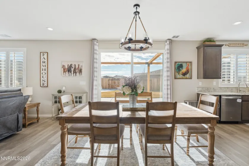 2131 Musselshell, Sparks, Nevada 89436, 4 Bedrooms Bedrooms, ,3 BathroomsBathrooms,Residential,Residential,Musselshell,260000882