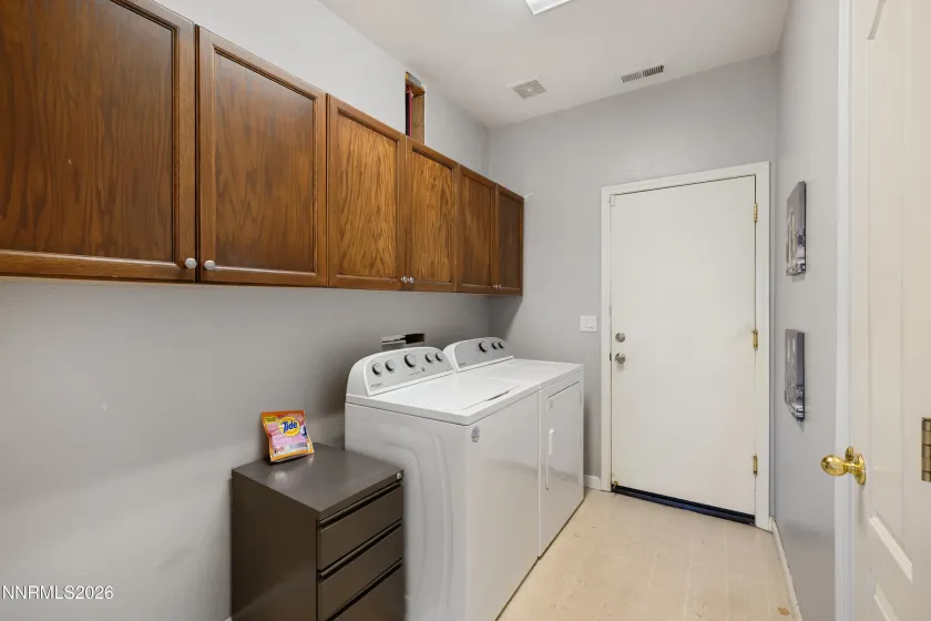 169 Desert Springs, Fernley, Nevada 89408, 3 Bedrooms Bedrooms, ,2 BathroomsBathrooms,Residential,Residential,Desert Springs,260000884