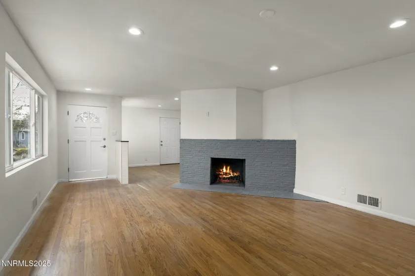 1085 Memory, Reno, Nevada 89509, 3 Bedrooms Bedrooms, ,2 BathroomsBathrooms,Residential,Residential,Memory,260000096