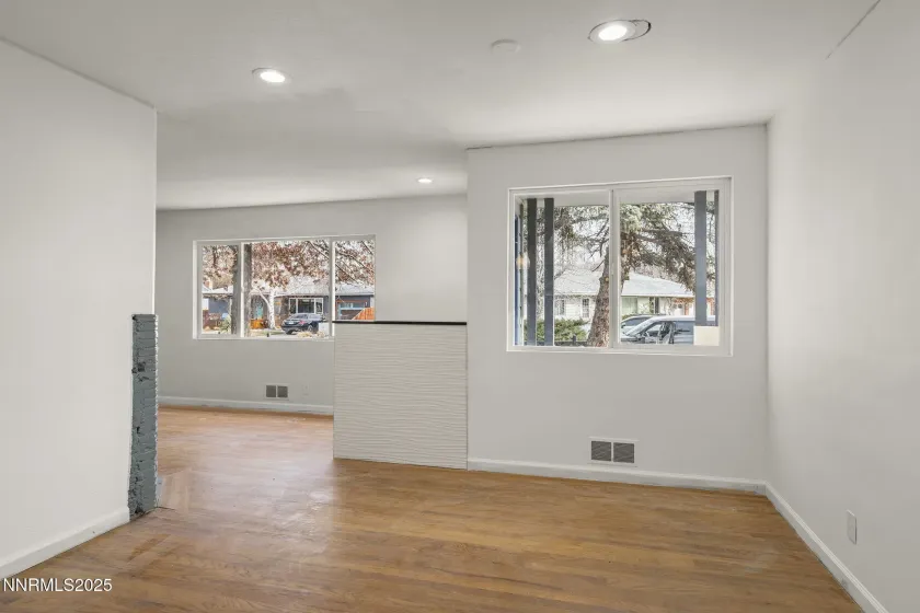 1085 Memory, Reno, Nevada 89509, 3 Bedrooms Bedrooms, ,2 BathroomsBathrooms,Residential,Residential,Memory,260000096