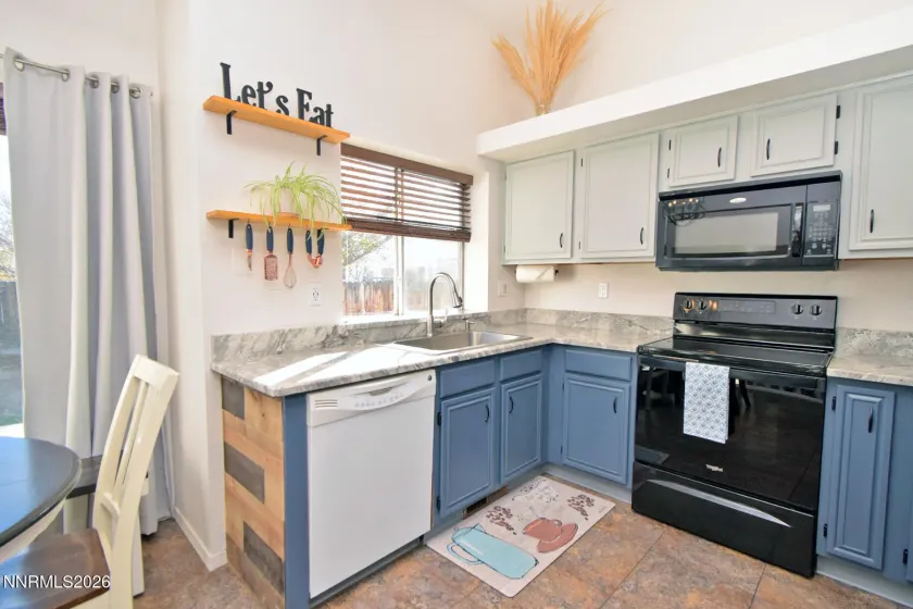 7440 Panama, Sparks, Nevada 89436, 3 Bedrooms Bedrooms, ,3 BathroomsBathrooms,Residential,Residential,Panama,260000890