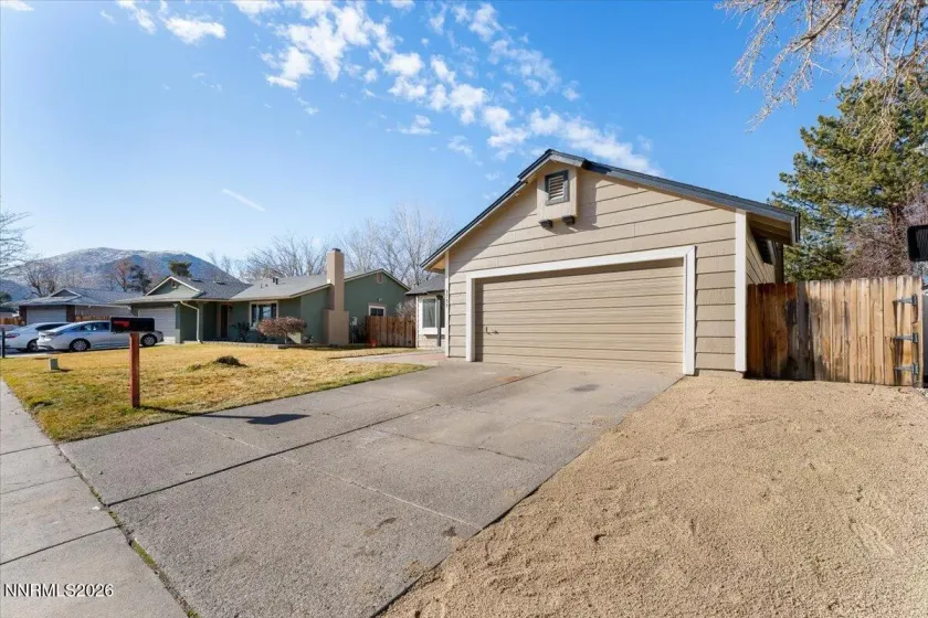 3755 Rio Poco, Reno, Nevada 89502, 4 Bedrooms Bedrooms, ,2 BathroomsBathrooms,Residential,Residential,Rio Poco,260000894