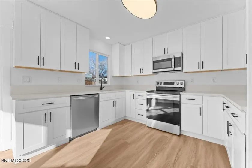 3755 Rio Poco, Reno, Nevada 89502, 4 Bedrooms Bedrooms, ,2 BathroomsBathrooms,Residential,Residential,Rio Poco,260000894