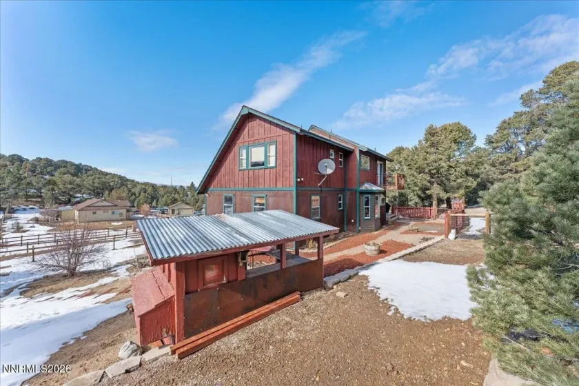 21381 Crestview, Reno, Nevada 89521, 4 Bedrooms Bedrooms, ,3 BathroomsBathrooms,Residential,Residential,Crestview,260000896