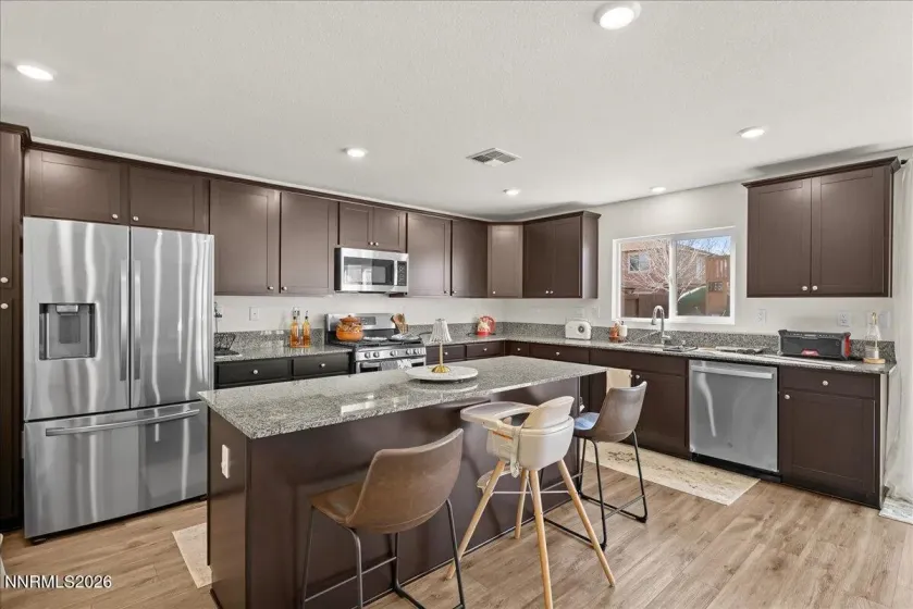 8921 Quail Falls, Reno, Nevada 89506, 4 Bedrooms Bedrooms, ,3 BathroomsBathrooms,Residential,Residential,Quail Falls,260000895