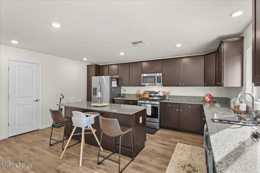 8921 Quail Falls, Reno, Nevada 89506, 4 Bedrooms Bedrooms, ,3 BathroomsBathrooms,Residential,Residential,Quail Falls,260000895