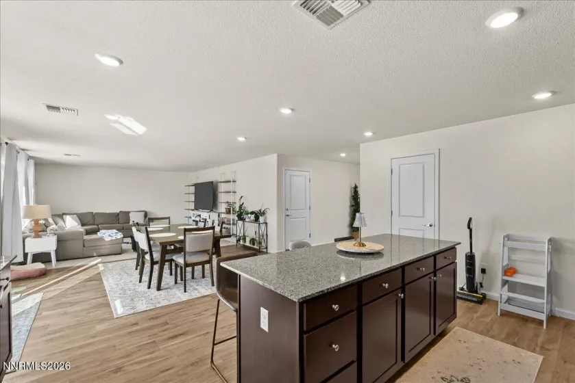 8921 Quail Falls, Reno, Nevada 89506, 4 Bedrooms Bedrooms, ,3 BathroomsBathrooms,Residential,Residential,Quail Falls,260000895