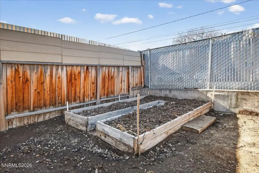 1339 Locust, Reno, Nevada 89502, 1 Bedroom Bedrooms, ,1 BathroomBathrooms,Residential,Residential,Locust,260000899