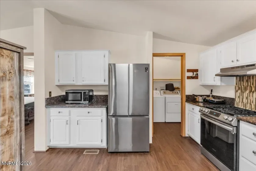 4075 NV-208, Topaz Ranch Estates, Nevada 89444, 3 Bedrooms Bedrooms, ,2 BathroomsBathrooms,Residential,Residential,NV-208,260000904