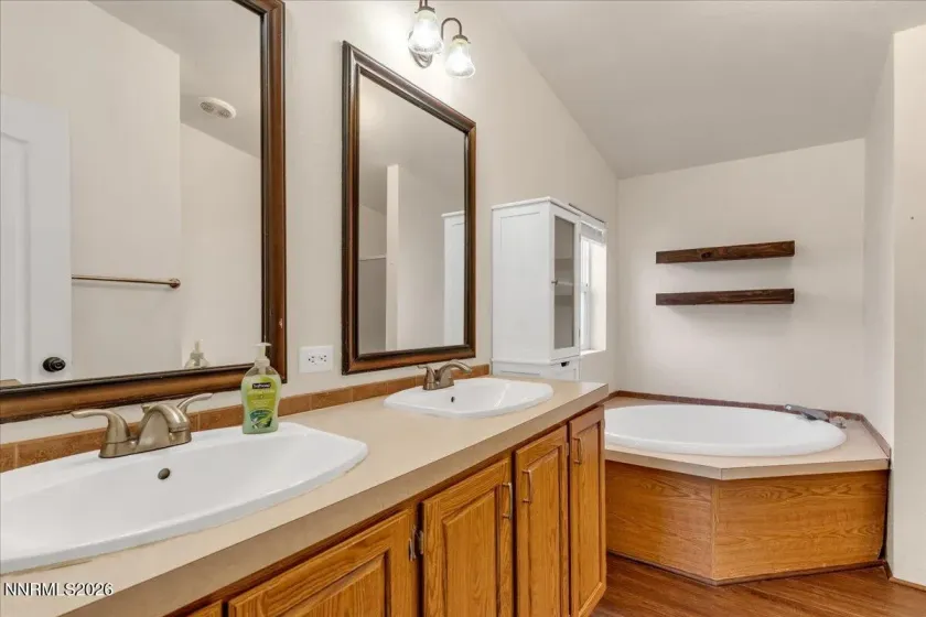 4075 NV-208, Topaz Ranch Estates, Nevada 89444, 3 Bedrooms Bedrooms, ,2 BathroomsBathrooms,Residential,Residential,NV-208,260000904