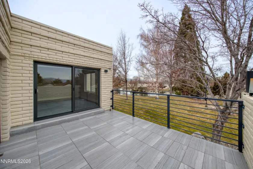 4957 Lakeridge, Reno, Nevada 89509, 2 Bedrooms Bedrooms, ,2 BathroomsBathrooms,Residential,Residential,Lakeridge,260000906