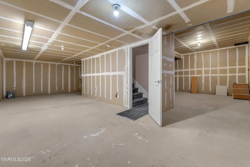 4957 Lakeridge, Reno, Nevada 89509, 2 Bedrooms Bedrooms, ,2 BathroomsBathrooms,Residential,Residential,Lakeridge,260000906