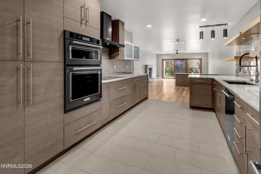 4957 Lakeridge, Reno, Nevada 89509, 2 Bedrooms Bedrooms, ,2 BathroomsBathrooms,Residential,Residential,Lakeridge,260000906