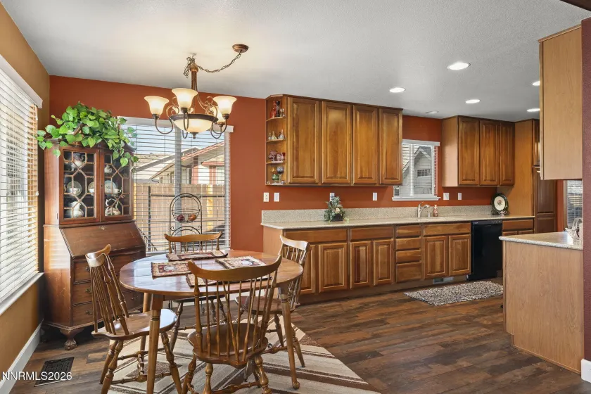 1675 Talking Sparrow, Spanish Springs, Nevada 89441, 5 Bedrooms Bedrooms, ,3 BathroomsBathrooms,Residential,Residential,Talking Sparrow,260000907