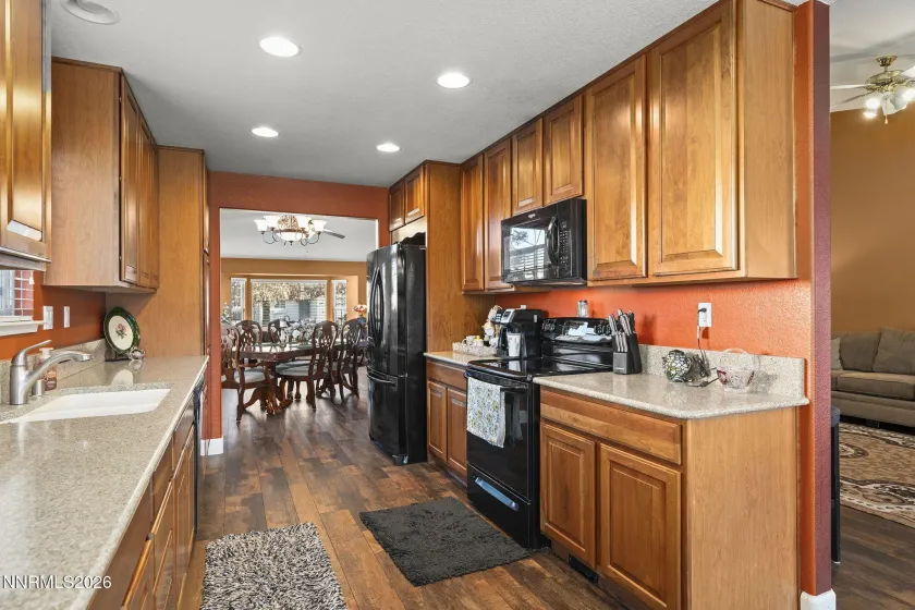 1675 Talking Sparrow, Spanish Springs, Nevada 89441, 5 Bedrooms Bedrooms, ,3 BathroomsBathrooms,Residential,Residential,Talking Sparrow,260000907