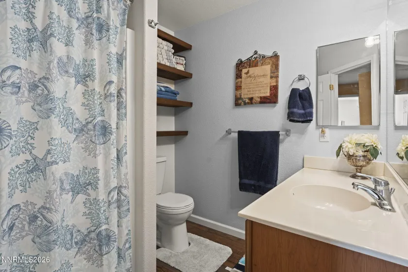 1675 Talking Sparrow, Spanish Springs, Nevada 89441, 5 Bedrooms Bedrooms, ,3 BathroomsBathrooms,Residential,Residential,Talking Sparrow,260000907