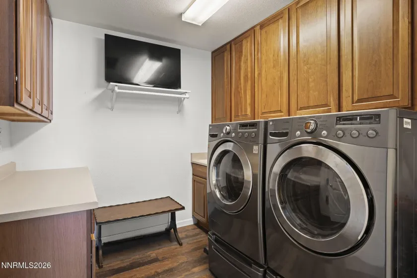 1675 Talking Sparrow, Spanish Springs, Nevada 89441, 5 Bedrooms Bedrooms, ,3 BathroomsBathrooms,Residential,Residential,Talking Sparrow,260000907