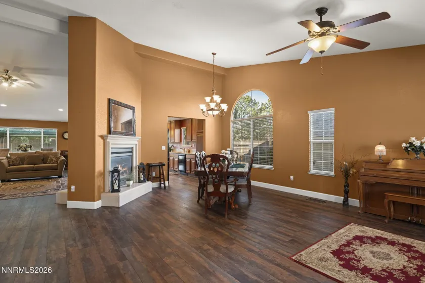 1675 Talking Sparrow, Spanish Springs, Nevada 89441, 5 Bedrooms Bedrooms, ,3 BathroomsBathrooms,Residential,Residential,Talking Sparrow,260000907