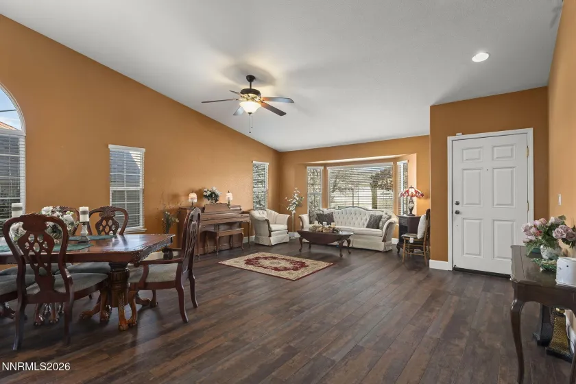 1675 Talking Sparrow, Spanish Springs, Nevada 89441, 5 Bedrooms Bedrooms, ,3 BathroomsBathrooms,Residential,Residential,Talking Sparrow,260000907