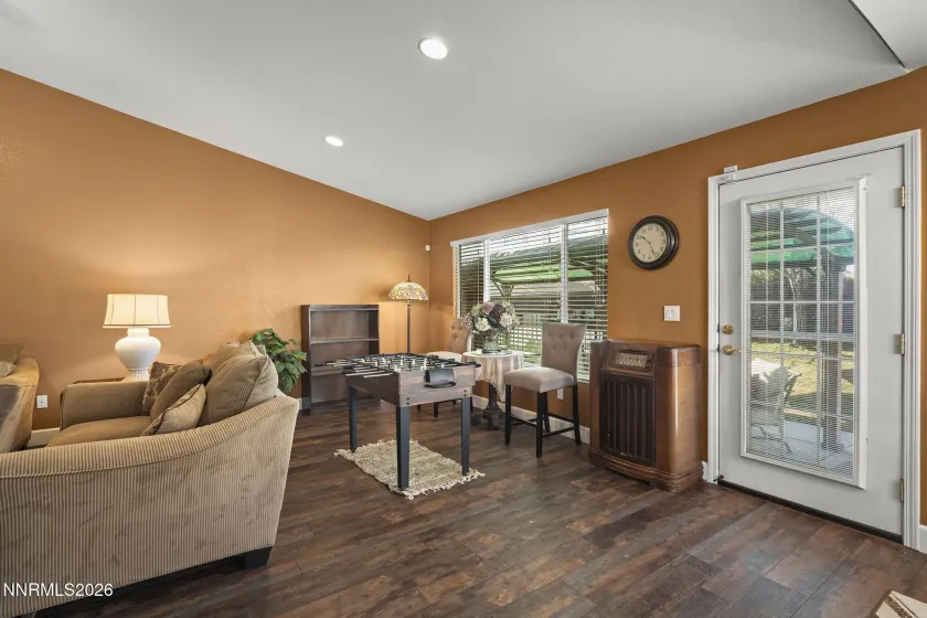 1675 Talking Sparrow, Spanish Springs, Nevada 89441, 5 Bedrooms Bedrooms, ,3 BathroomsBathrooms,Residential,Residential,Talking Sparrow,260000907