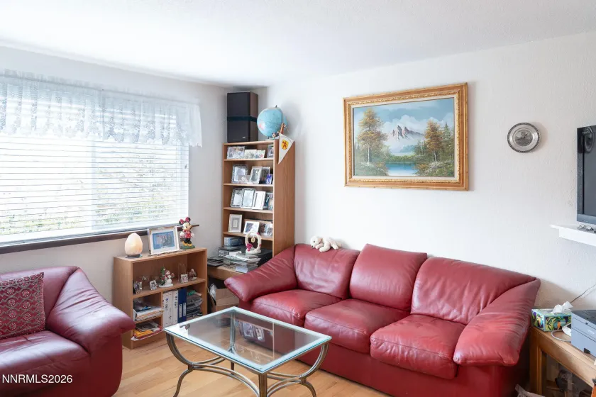 2230 Dakota, Reno, Nevada 89506, 3 Bedrooms Bedrooms, ,2 BathroomsBathrooms,Residential,Residential,Dakota,260000909