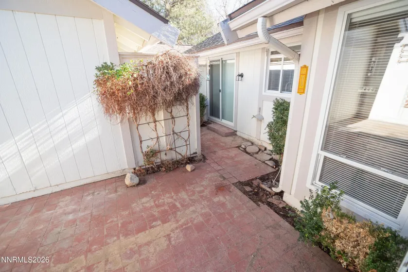 1181 Wagon Wheel, Reno, Nevada 89503, 2 Bedrooms Bedrooms, ,2 BathroomsBathrooms,Residential,Residential,Wagon Wheel,260000903