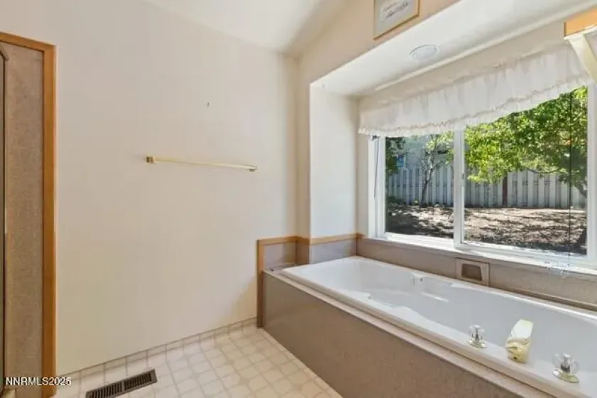 3618 Hemlock, Reno, Nevada 89509, 4 Bedrooms Bedrooms, ,2 BathroomsBathrooms,Residential,Residential,Hemlock,250053966