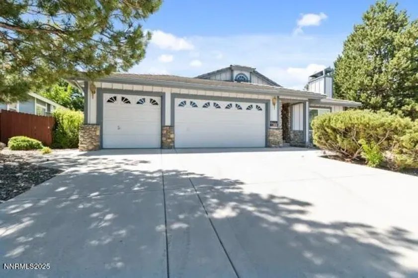 3618 Hemlock, Reno, Nevada 89509, 4 Bedrooms Bedrooms, ,2 BathroomsBathrooms,Residential,Residential,Hemlock,250053966