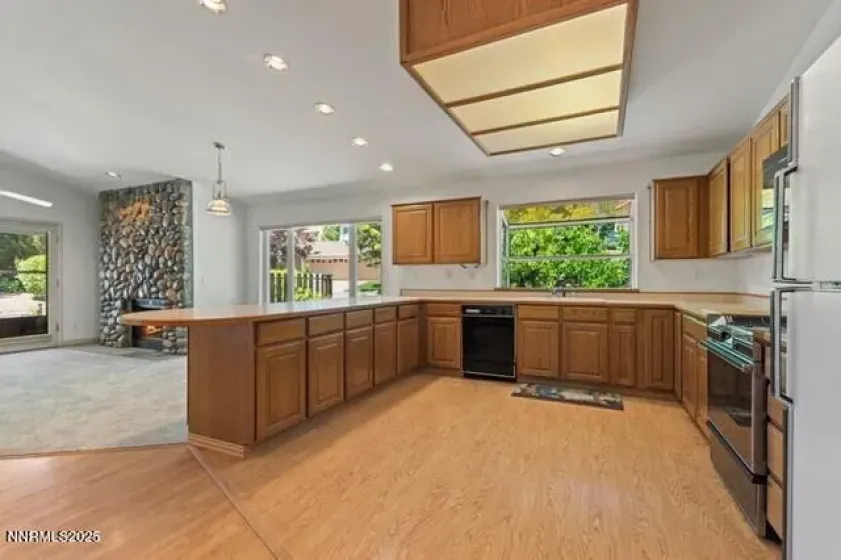 3618 Hemlock, Reno, Nevada 89509, 4 Bedrooms Bedrooms, ,2 BathroomsBathrooms,Residential,Residential,Hemlock,250053966