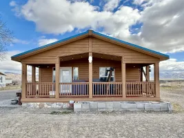 2160 Horseshoe, Battle Mountain, Nevada 89820, 3 Bedrooms Bedrooms, ,2 BathroomsBathrooms,Residential,Residential,Horseshoe,260000917