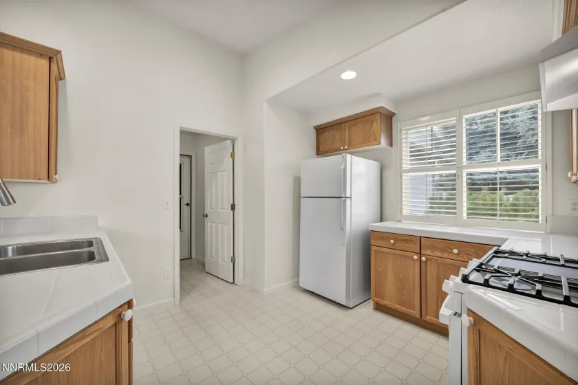 278 Ave De La Bleu De Clair, Sparks, Nevada 89434, 2 Bedrooms Bedrooms, ,2 BathroomsBathrooms,Residential,Residential,Ave De La Bleu De Clair,260000919