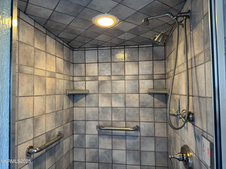 2511 Simons, Carson City, Nevada 89703, 3 Bedrooms Bedrooms, ,3 BathroomsBathrooms,Residential,Residential,Simons,250054047