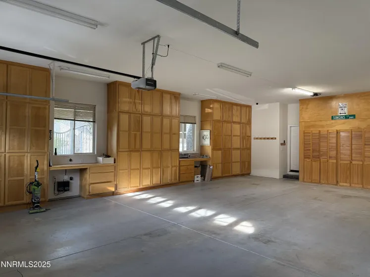 2511 Simons, Carson City, Nevada 89703, 3 Bedrooms Bedrooms, ,3 BathroomsBathrooms,Residential,Residential,Simons,250054047