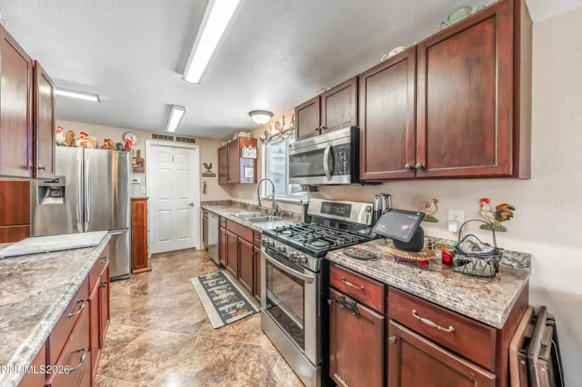 7645 Bass, Silver Springs, Nevada 89429, 3 Bedrooms Bedrooms, ,2 BathroomsBathrooms,Residential,Residential,Bass,260000920