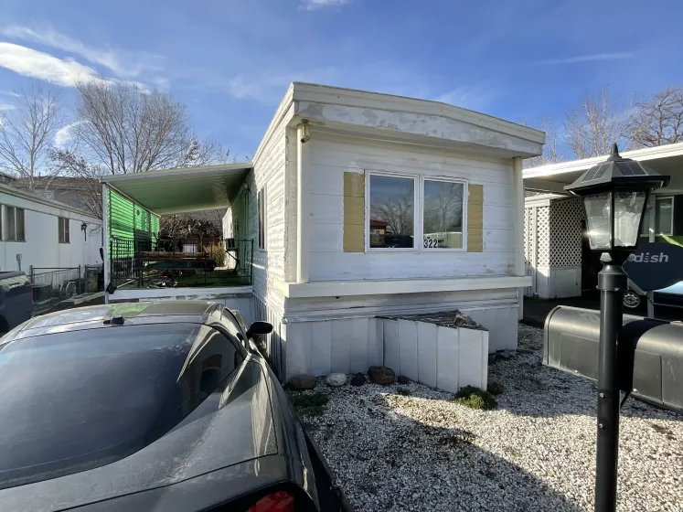 322 Lucky Ln, Reno, Nevada 89502, 2 Bedrooms Bedrooms, 10 Rooms Rooms,1 BathroomBathrooms,Manufactured,Residential,Lucky,260000923