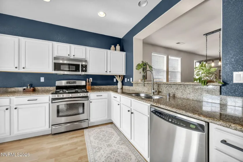 2408 Darby Rose, Sparks, Nevada 89436, 3 Bedrooms Bedrooms, ,2 BathroomsBathrooms,Residential,Residential,Darby Rose,260000924