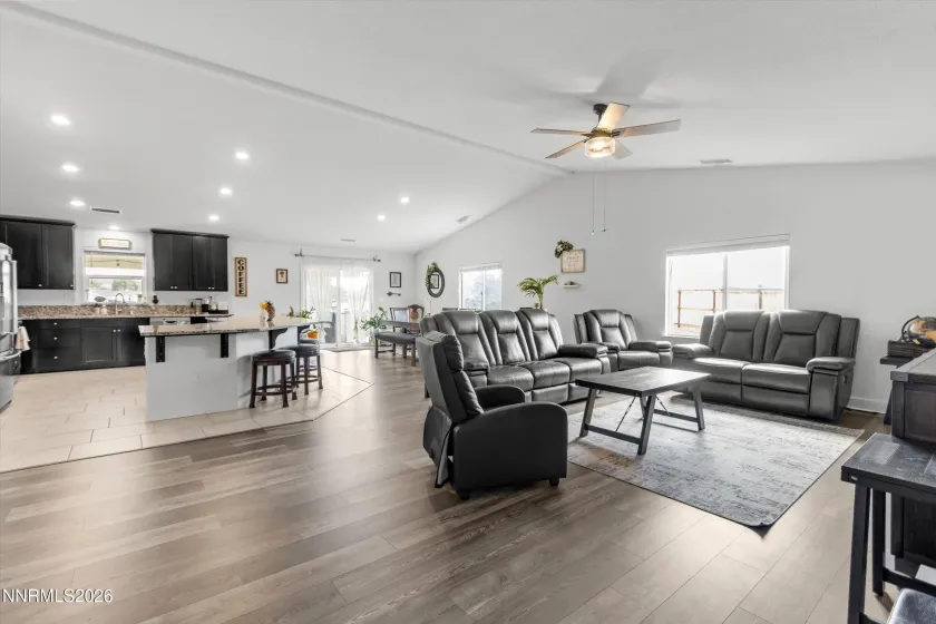 7400 Hundred Acre, Reno, Nevada 89506, 4 Bedrooms Bedrooms, ,3 BathroomsBathrooms,Residential,Residential,Hundred Acre,260000927