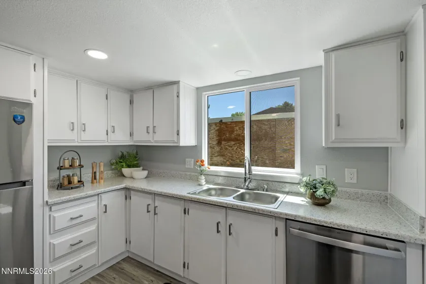 1279 Kingslane, Gardnerville, Nevada 89410, 2 Bedrooms Bedrooms, ,2 BathroomsBathrooms,Residential,Residential,Kingslane,260000928