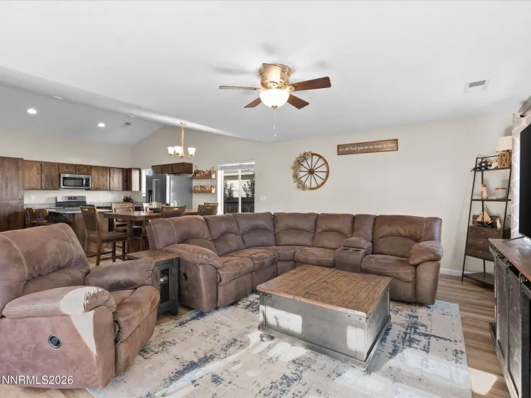 1335 Sherman, Fallon, Nevada 89406, 3 Bedrooms Bedrooms, ,2 BathroomsBathrooms,Residential,Residential,Sherman,260000930