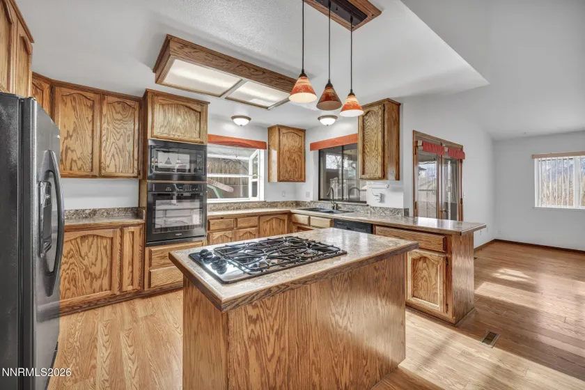 614 Patricia, Gardnerville, Nevada 89460, 3 Bedrooms Bedrooms, ,2 BathroomsBathrooms,Residential,Residential,Patricia,260000933