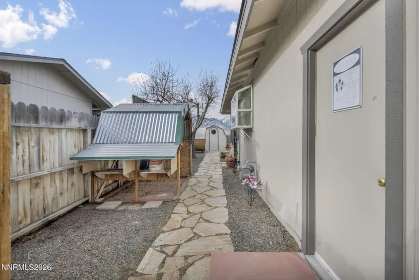 614 Patricia, Gardnerville, Nevada 89460, 3 Bedrooms Bedrooms, ,2 BathroomsBathrooms,Residential,Residential,Patricia,260000933