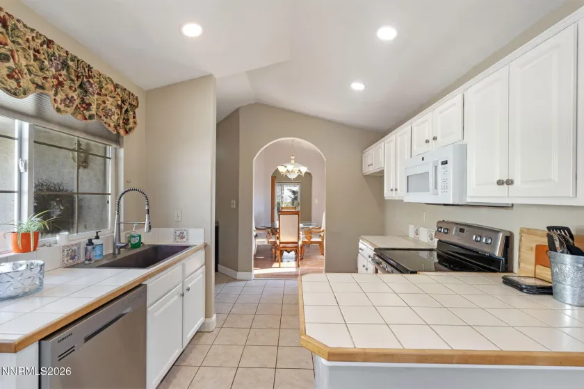 6804 Dorchester, Sparks, Nevada 89436, 3 Bedrooms Bedrooms, ,2 BathroomsBathrooms,Residential,Residential,Dorchester,260000934