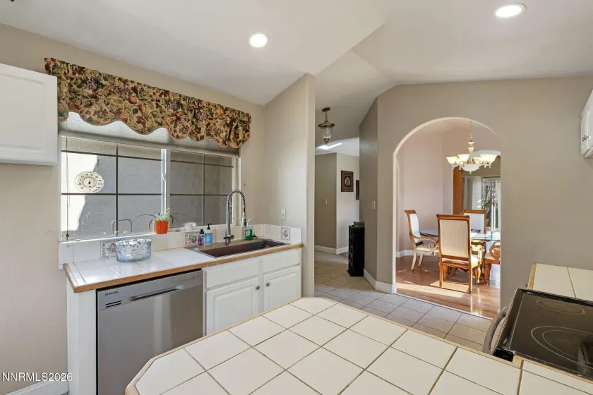 6804 Dorchester, Sparks, Nevada 89436, 3 Bedrooms Bedrooms, ,2 BathroomsBathrooms,Residential,Residential,Dorchester,260000934